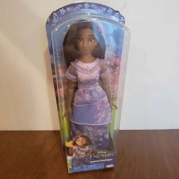 Isabela Madrigal Fashion Doll Disney Encanto with Dress, Shoes, and Glasses New - Picture 1 of 10
